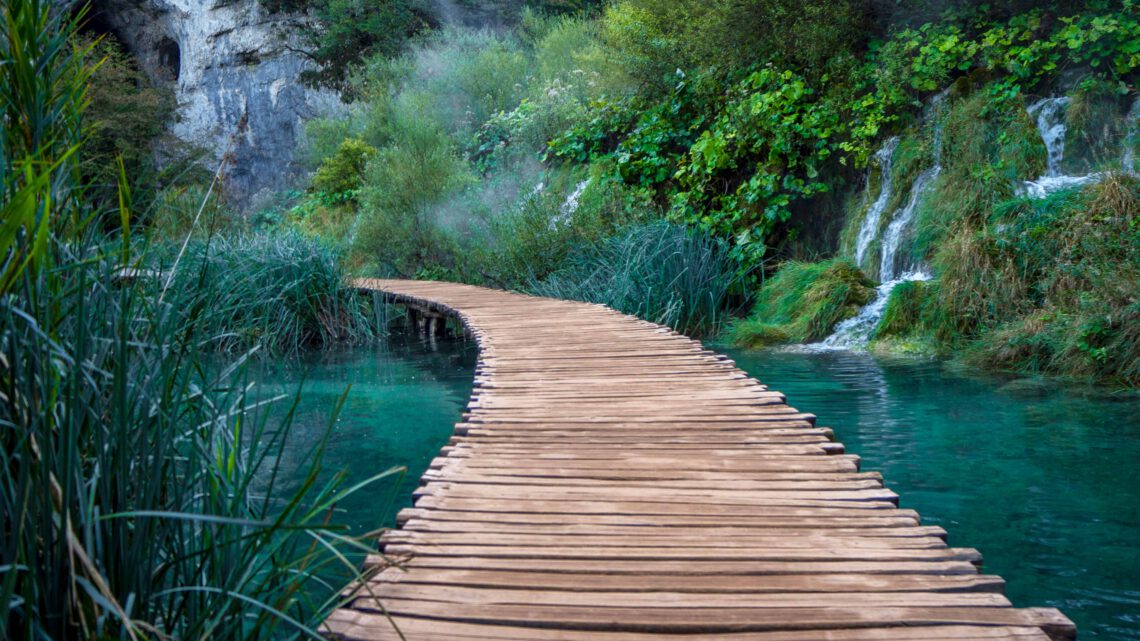 How to experience Plitvice without people